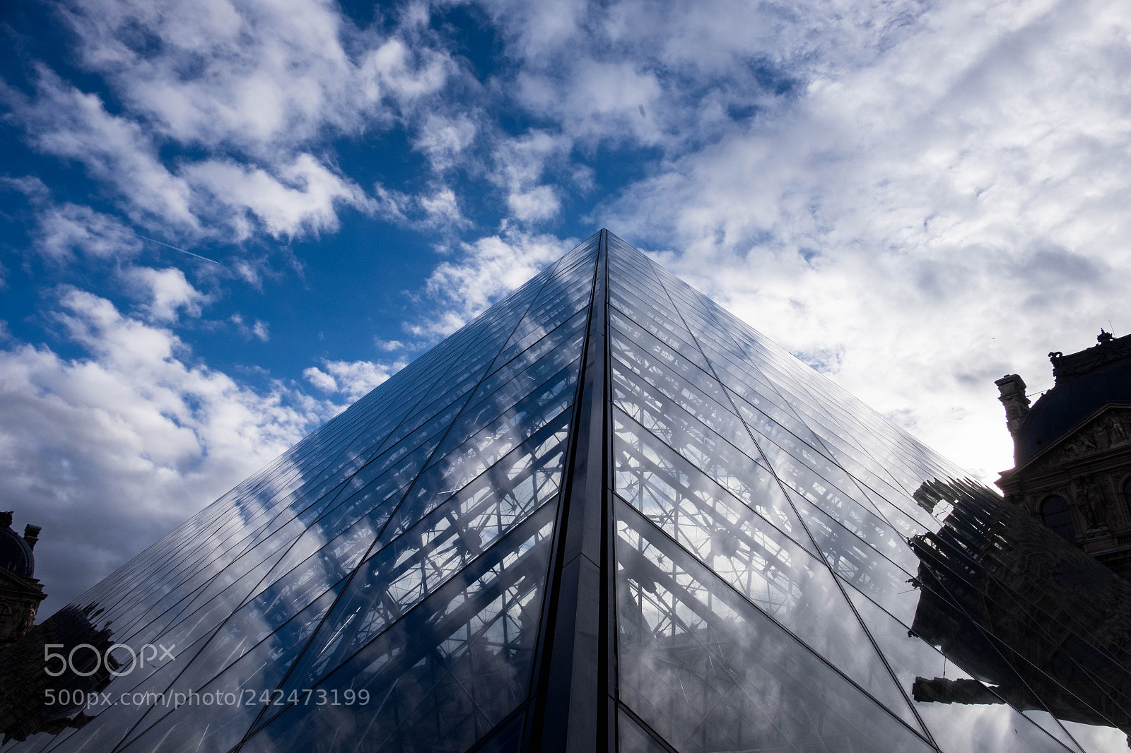 Fujifilm X-T1 sample photo. Paris louvre photography