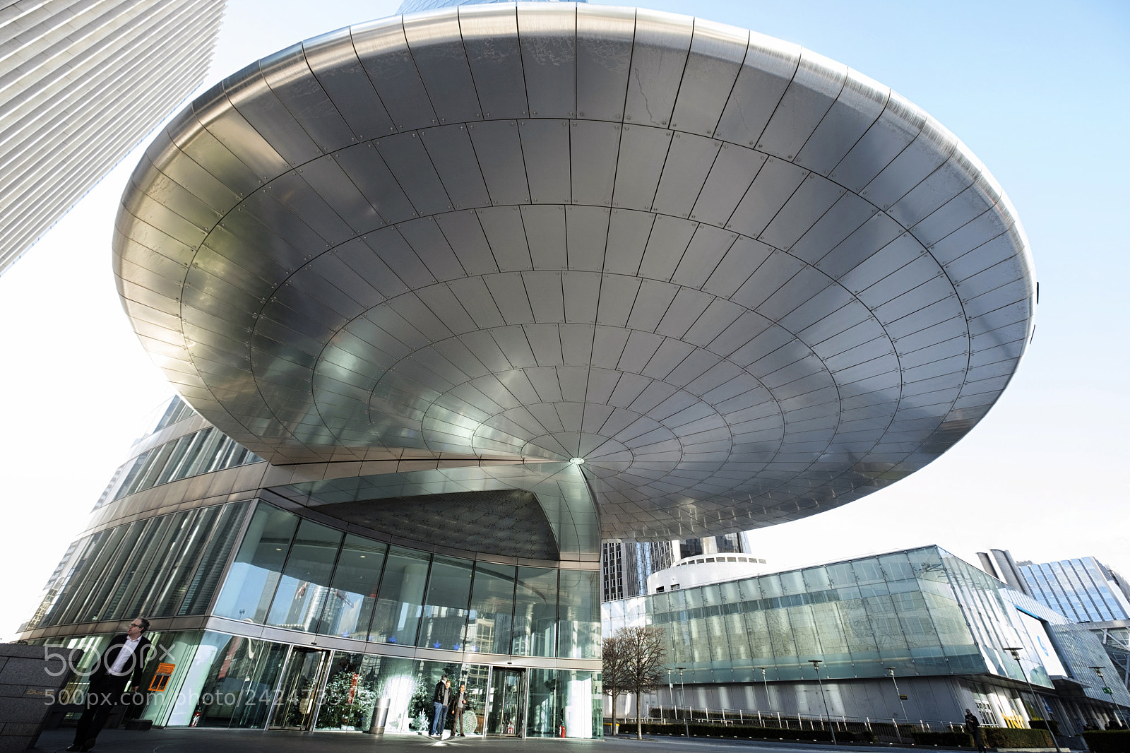 Fujifilm X-T2 sample photo. Circular entrance of a photography