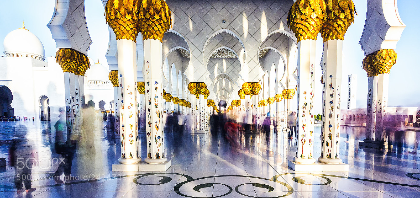 Canon EOS 600D (Rebel EOS T3i / EOS Kiss X5) sample photo. Inside sheikh zayed mosque photography