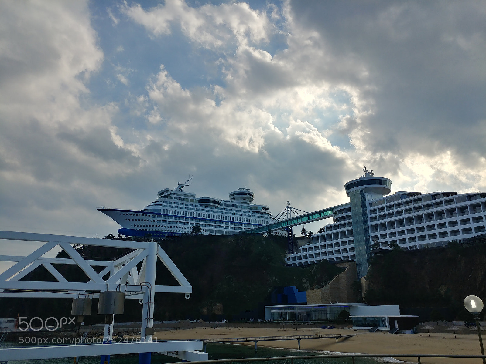 LG V20 sample photo. Sun cruise resort & yacht photography