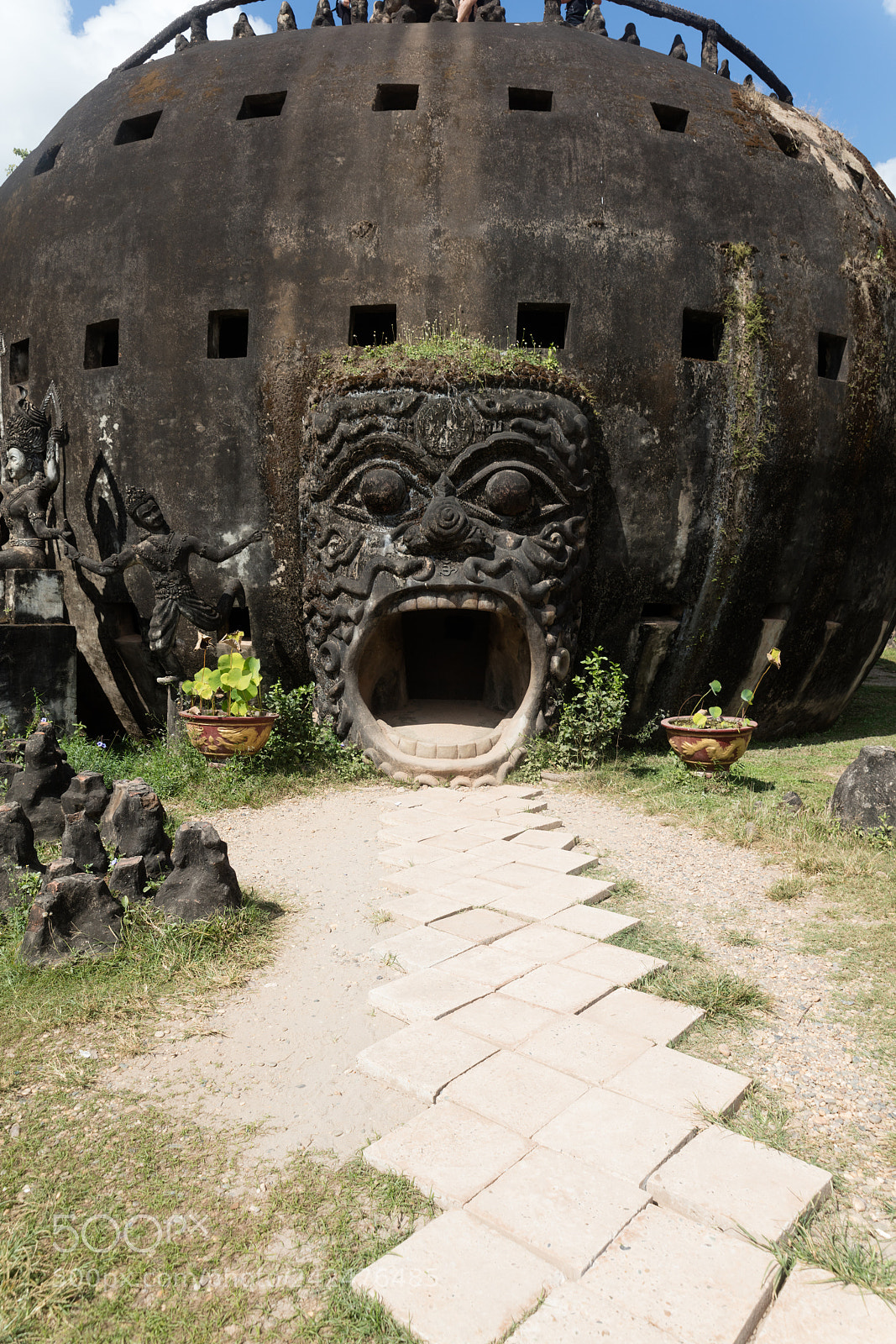Canon EOS 5DS R sample photo. Wat xieng khuan buddha photography
