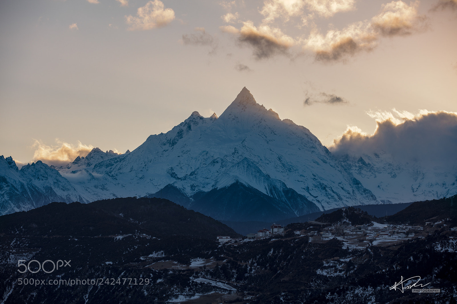 Canon EOS 5DS sample photo. Meri snow mountain photography