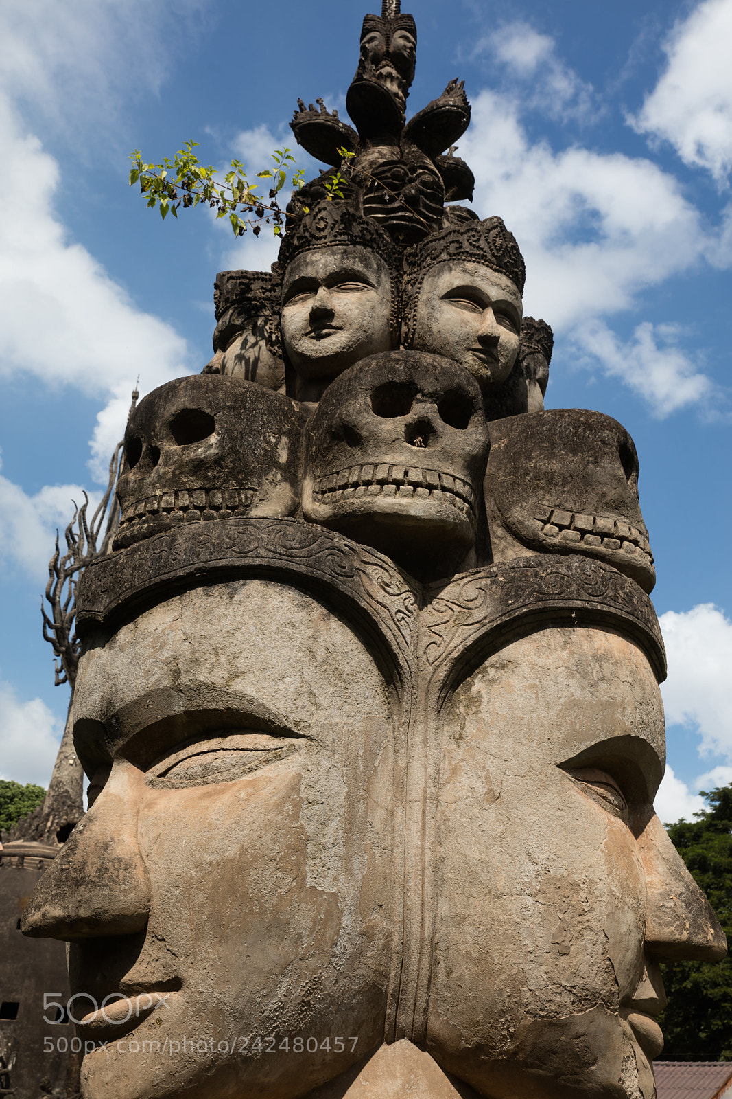 Canon EOS 5DS R sample photo. Wat xieng khuan buddha photography