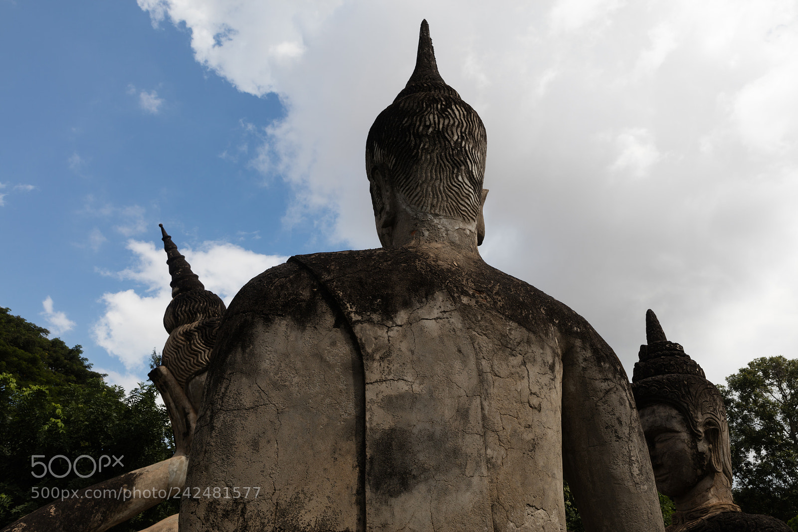 Canon EOS 5DS R sample photo. Wat xieng khuan buddha photography