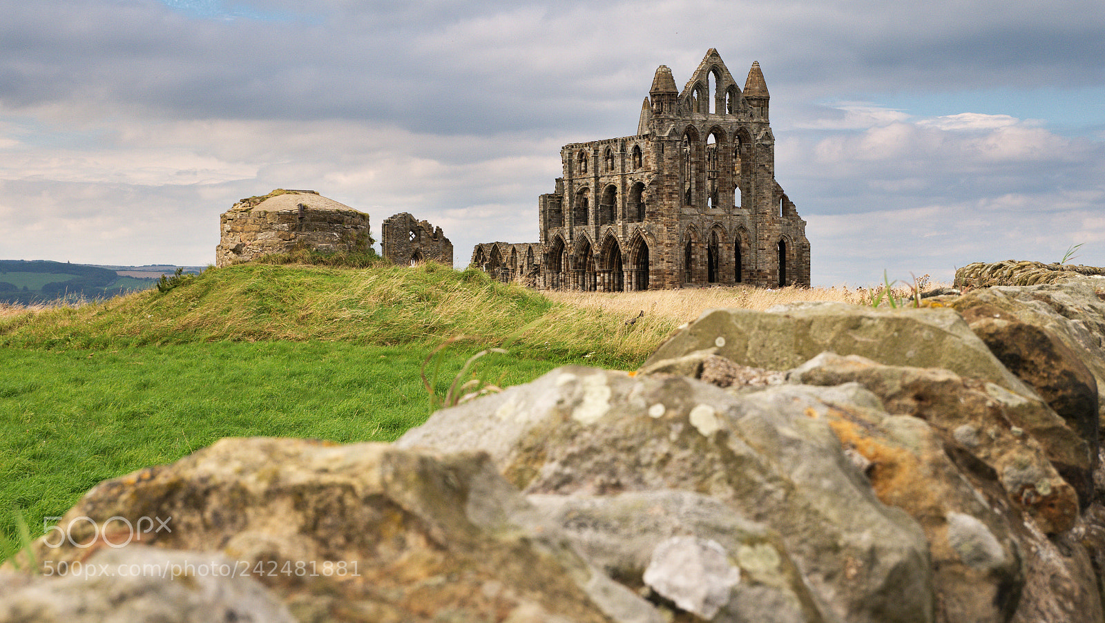 Panasonic Lumix DMC-G85 (Lumix DMC-G80) sample photo. Whitby abbey - north photography