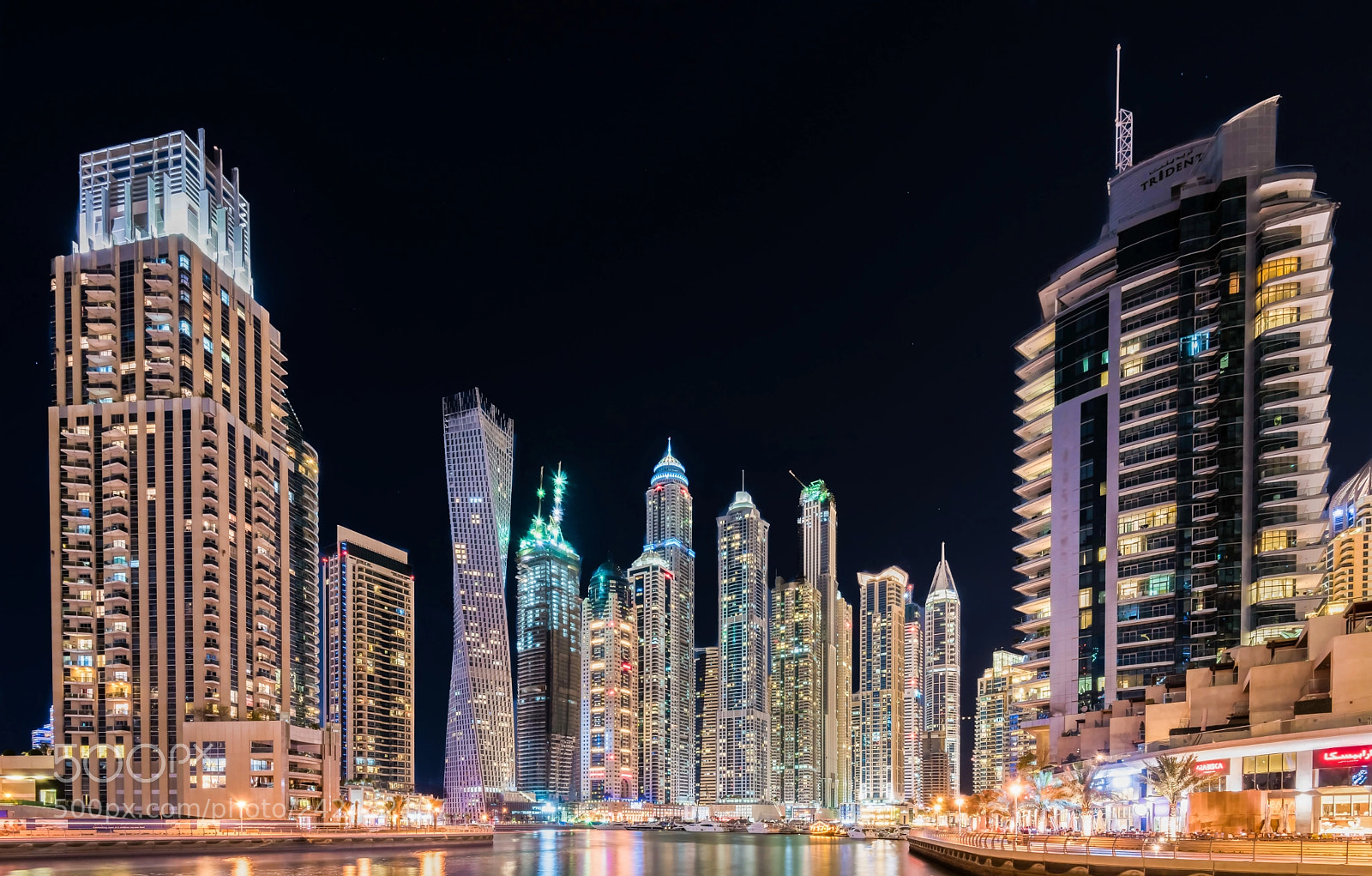 Nikon D810 sample photo. Night of dubai marina photography