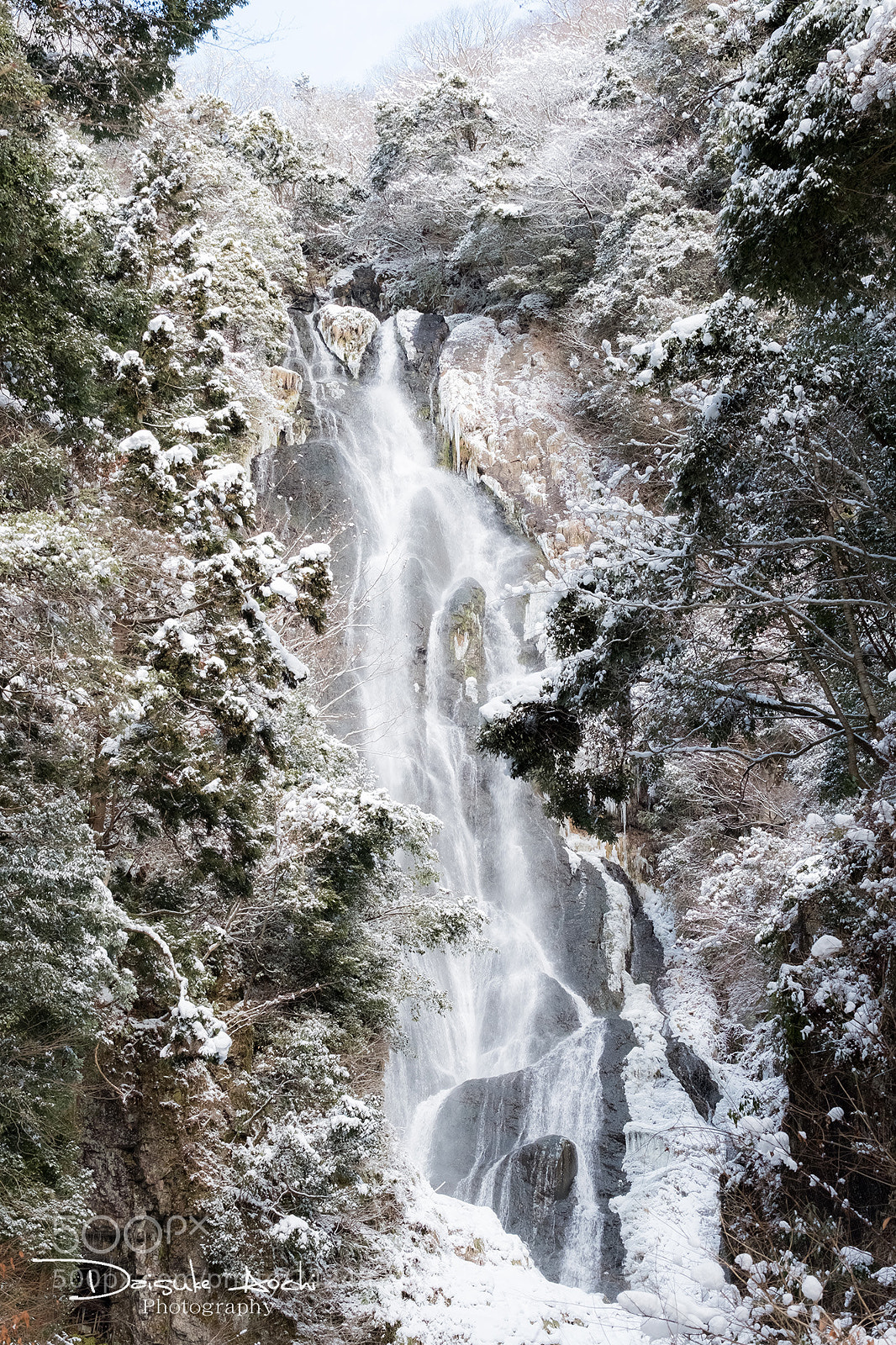 Fujifilm X-T2 sample photo. Snow scape（kanba waterfall） photography