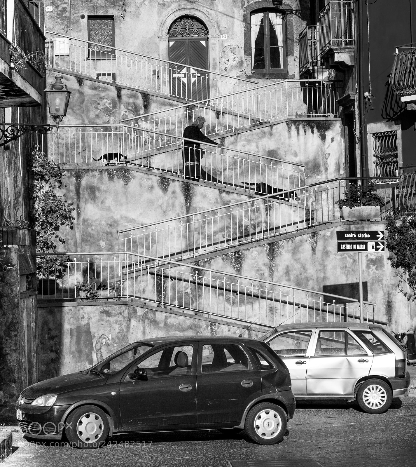 Fujifilm X-E1 sample photo. A long way down photography