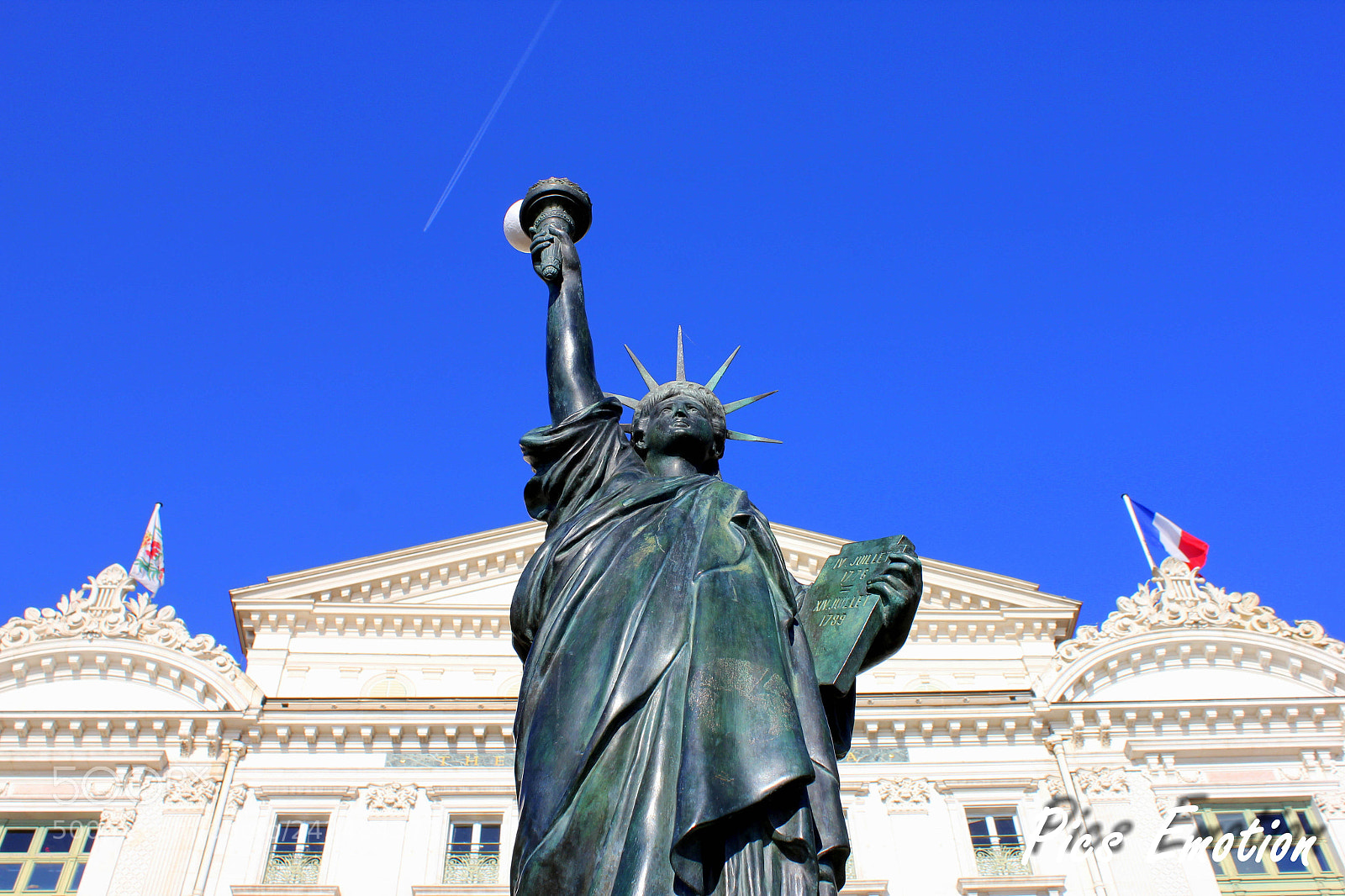 Canon EOS 550D (EOS Rebel T2i / EOS Kiss X4) sample photo. Liberty photography