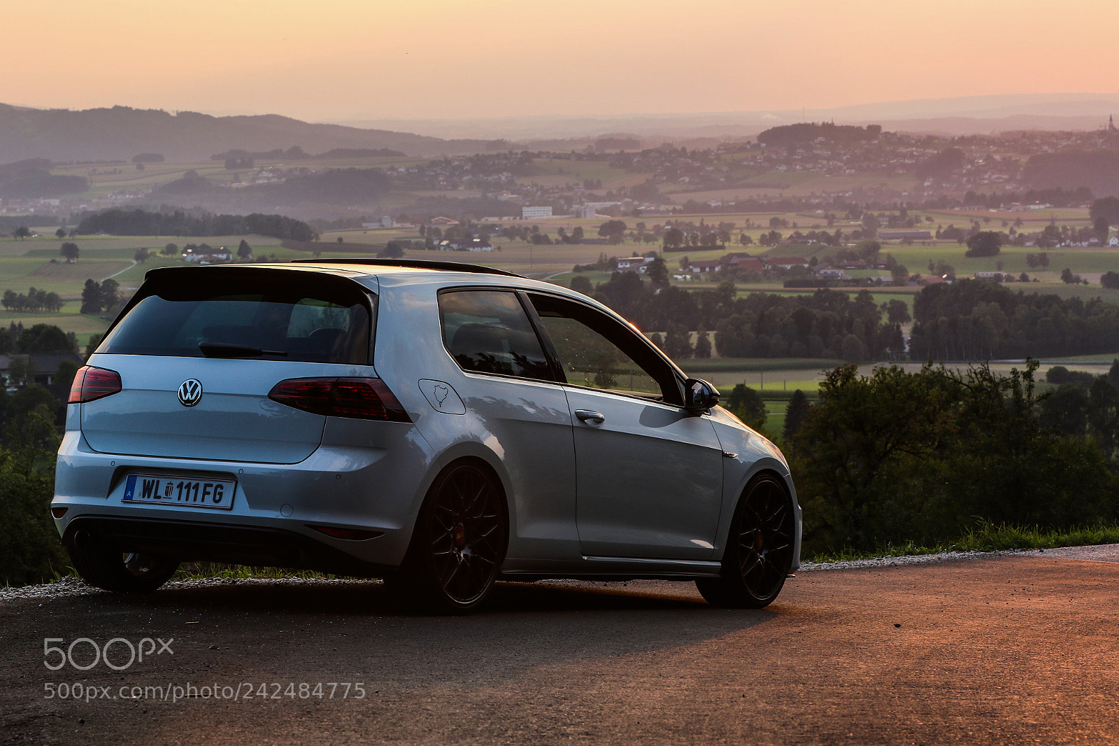 Canon EOS 7D Mark II sample photo. Golf 7 gti photography