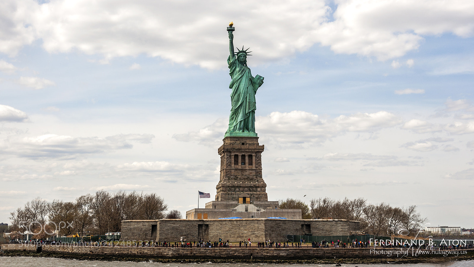 Nikon D90 sample photo. Statue of liberty photography