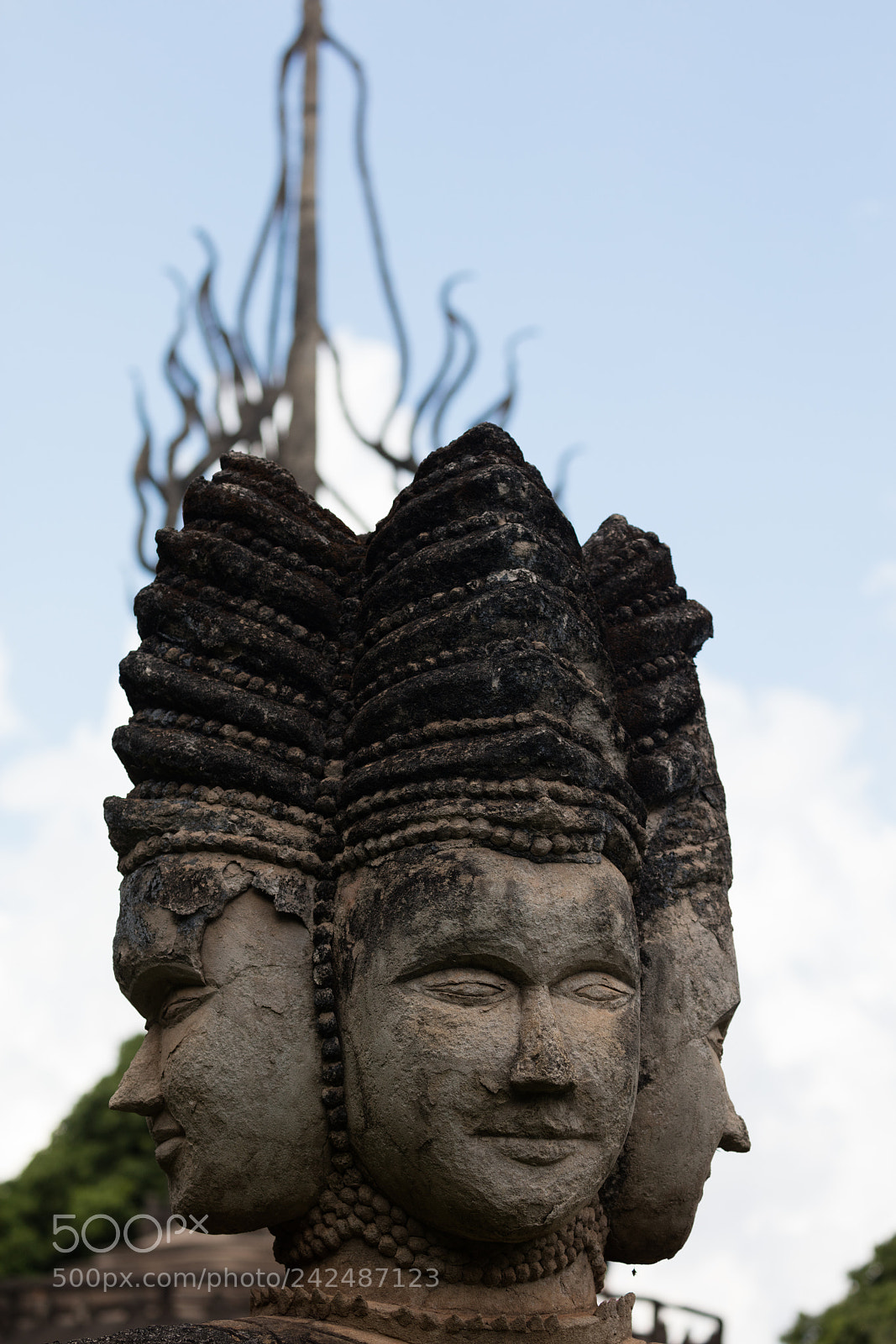 Canon EOS 5DS R sample photo. Wat xieng khuan buddha photography