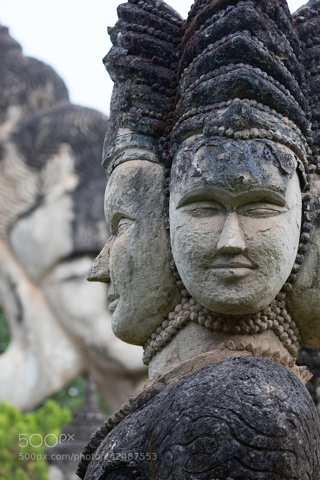 Canon EOS 5DS R sample photo. Wat xieng khuan buddha photography