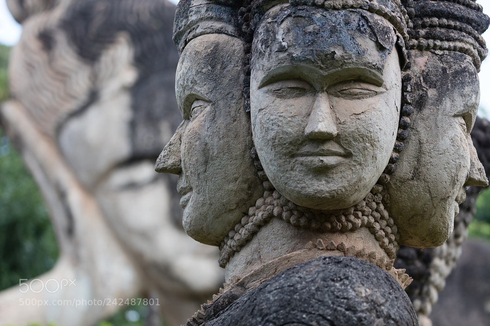 Canon EOS 5DS R sample photo. Wat xieng khuan buddha photography