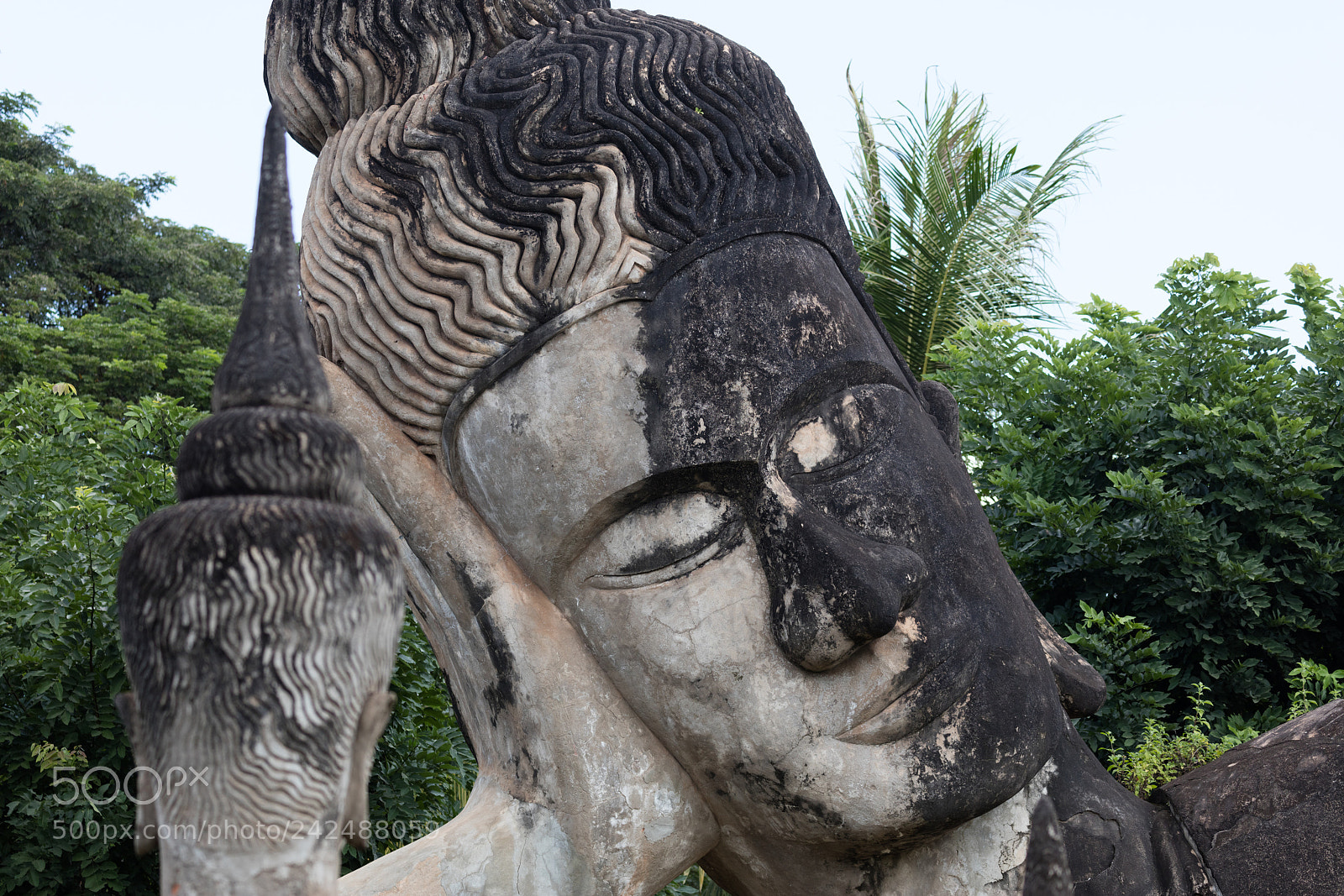 Canon EOS 5DS R sample photo. Wat xieng khuan buddha photography