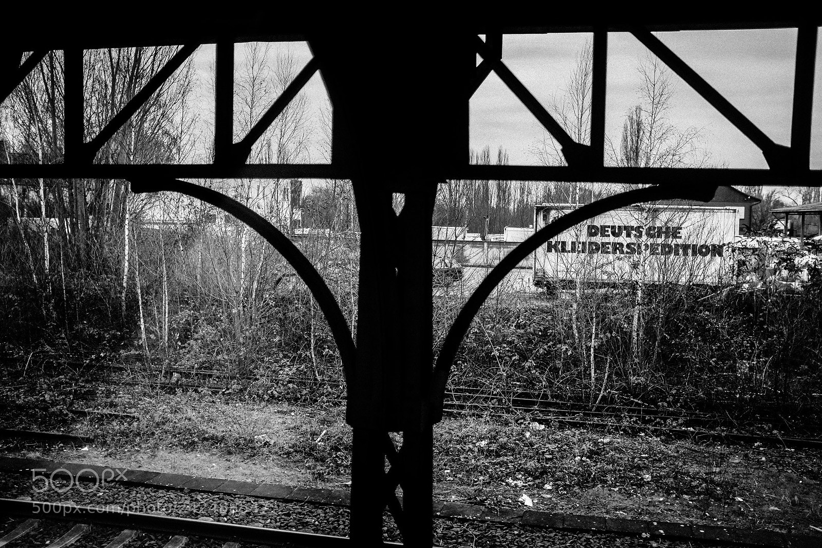 Fujifilm X100S sample photo. Train tristess photography