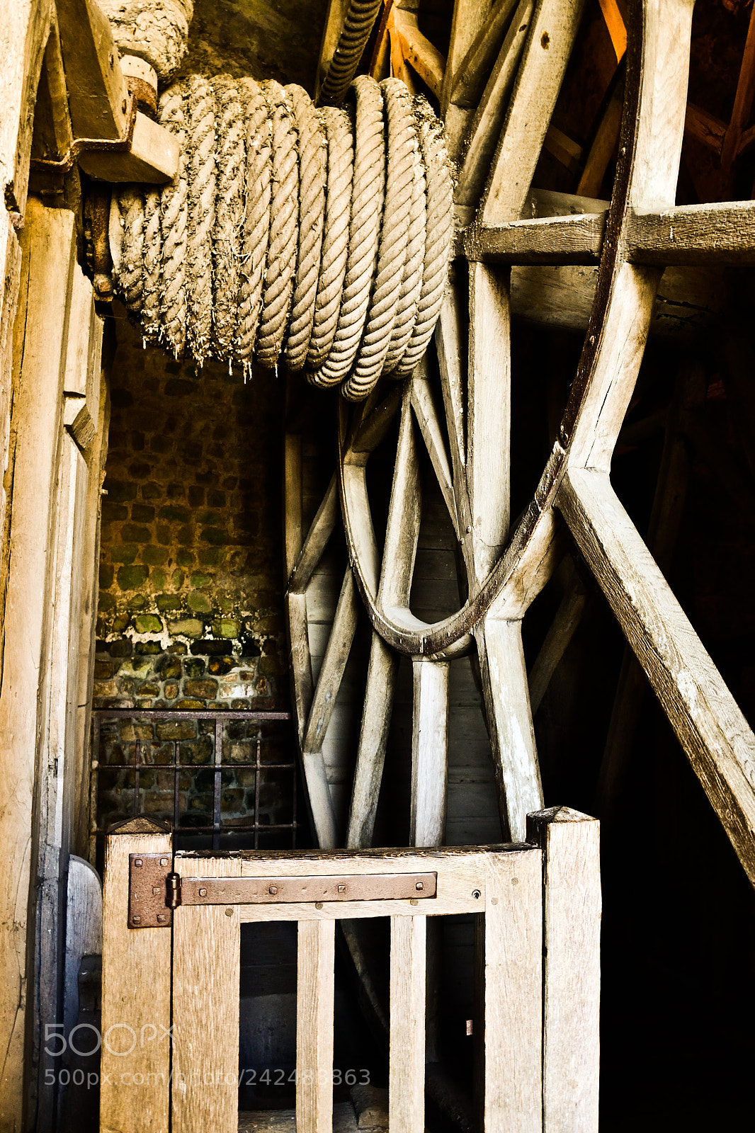 Nikon D3100 sample photo. Ancient elevator photography