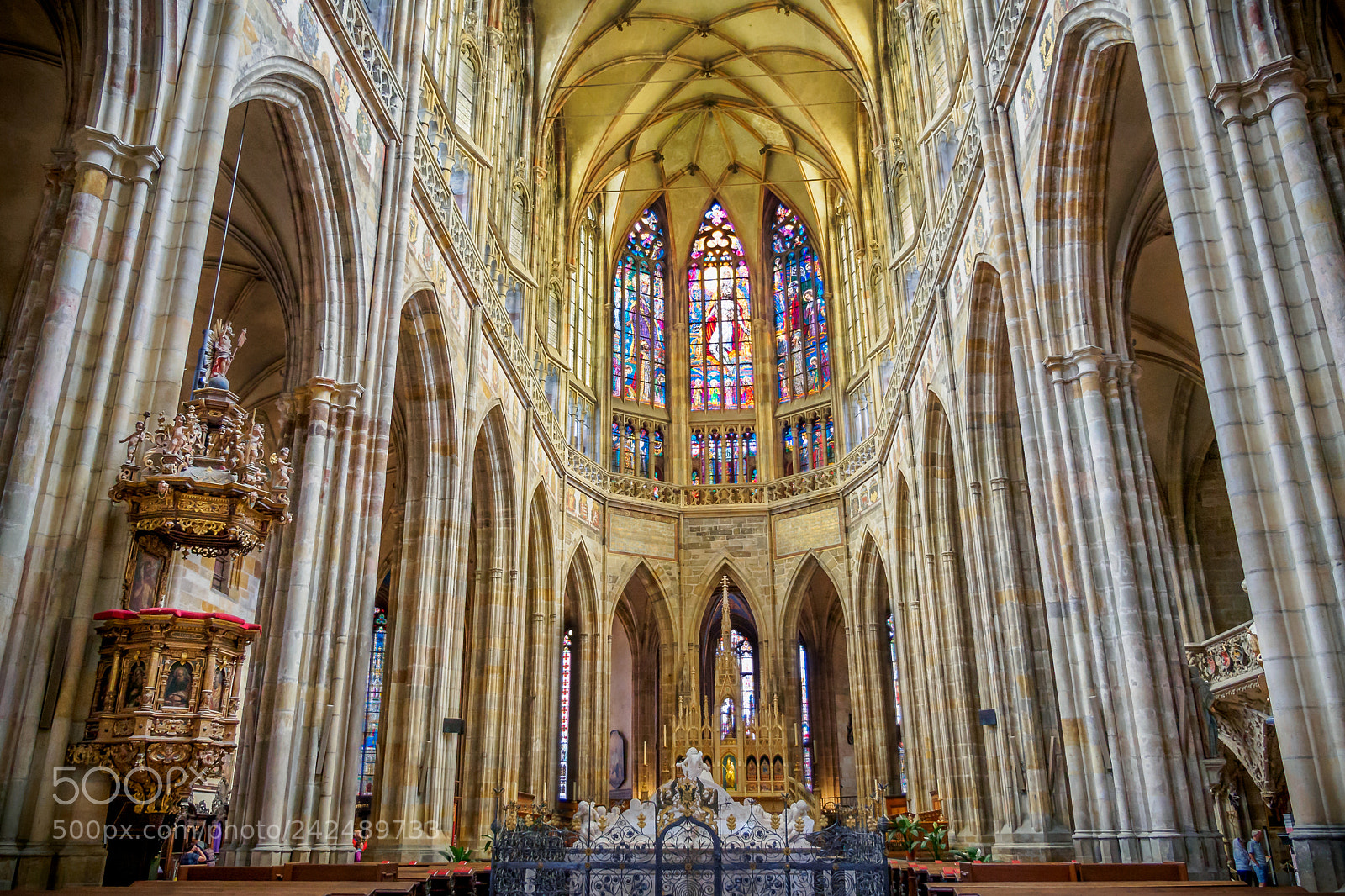Olympus OM-D E-M10 II sample photo. St. vitus cathedral photography