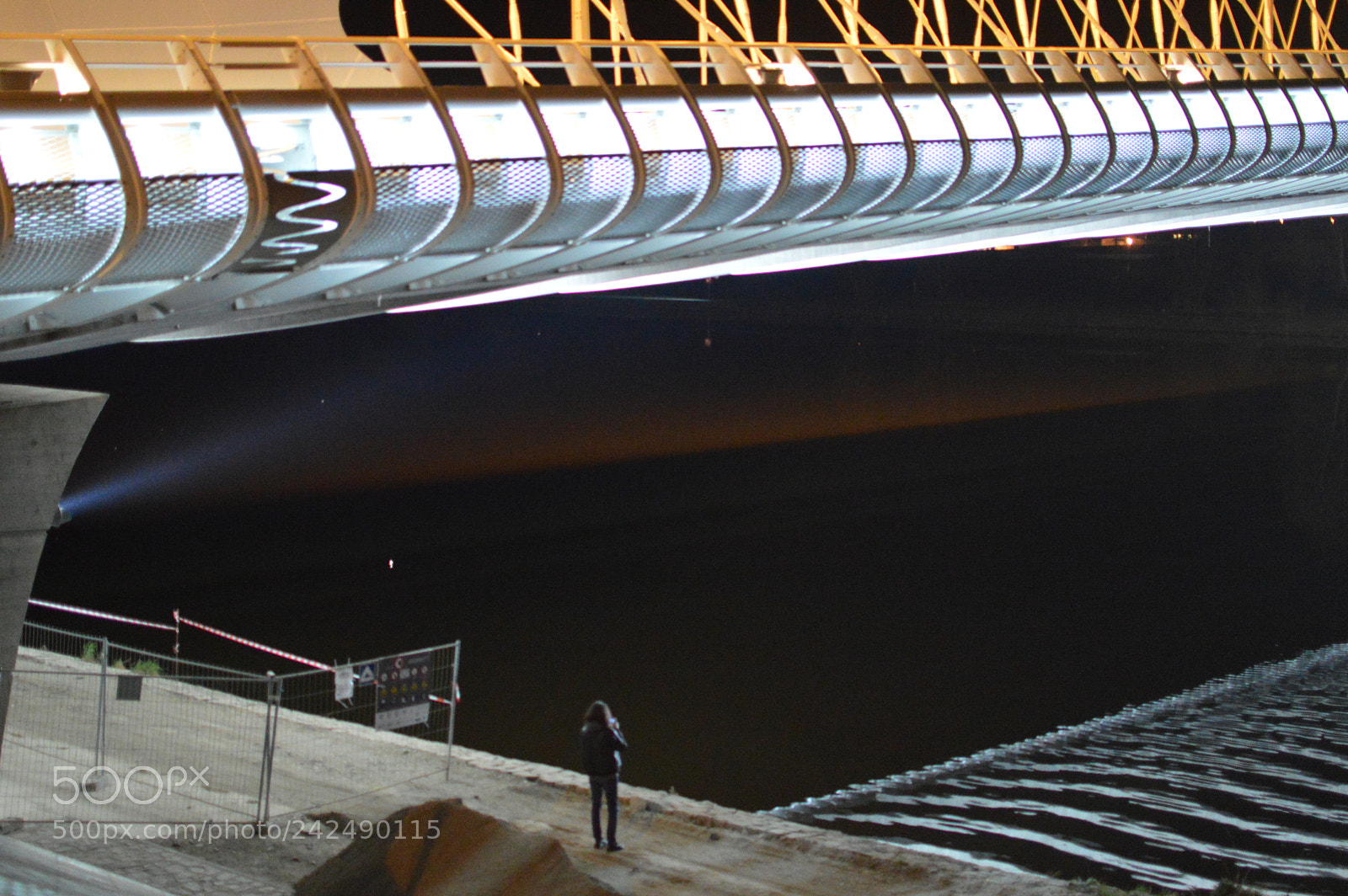 Nikon D3200 + Nikon AF-S DX Nikkor 35mm F1.8G sample photo. Space odyssey 2015' photography