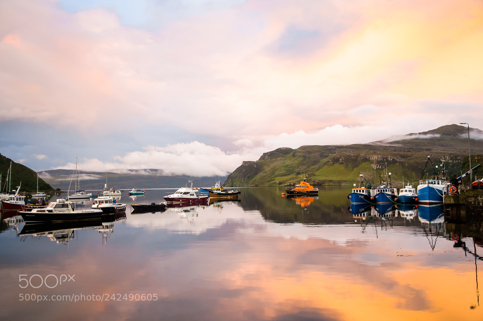 Nikon D90 sample photo. Late afternoon in portree photography