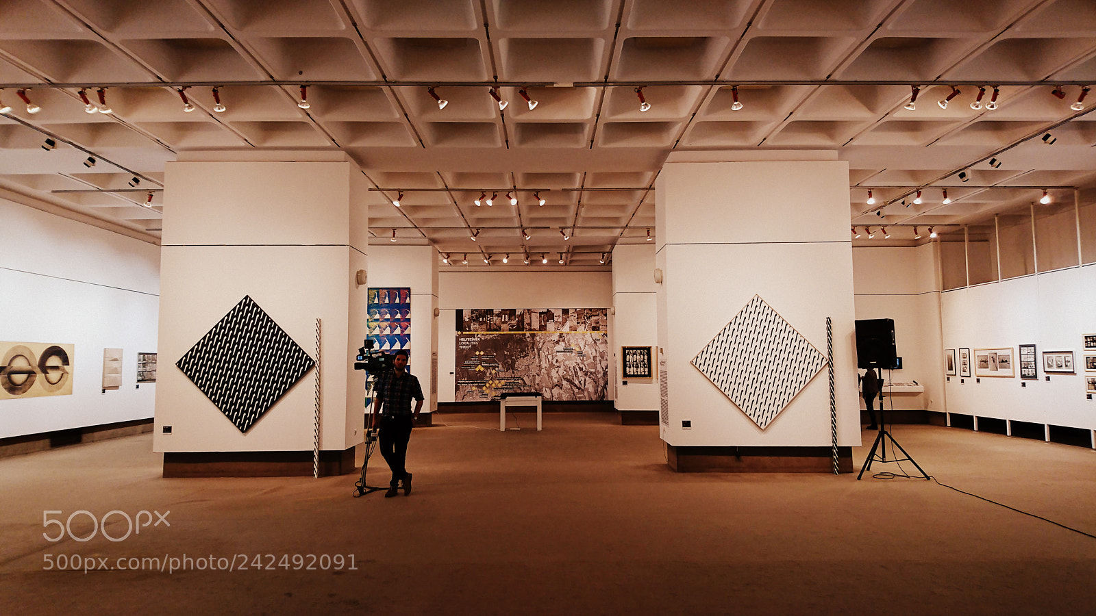 Sony Xperia XZ sample photo. Avant-garde exhibition photography