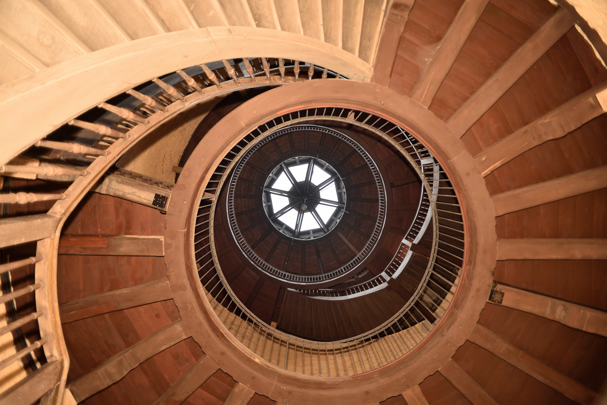 Nikon AF Nikkor 20mm F2.8D sample photo. Stairs in castle keep tower of plesse photography