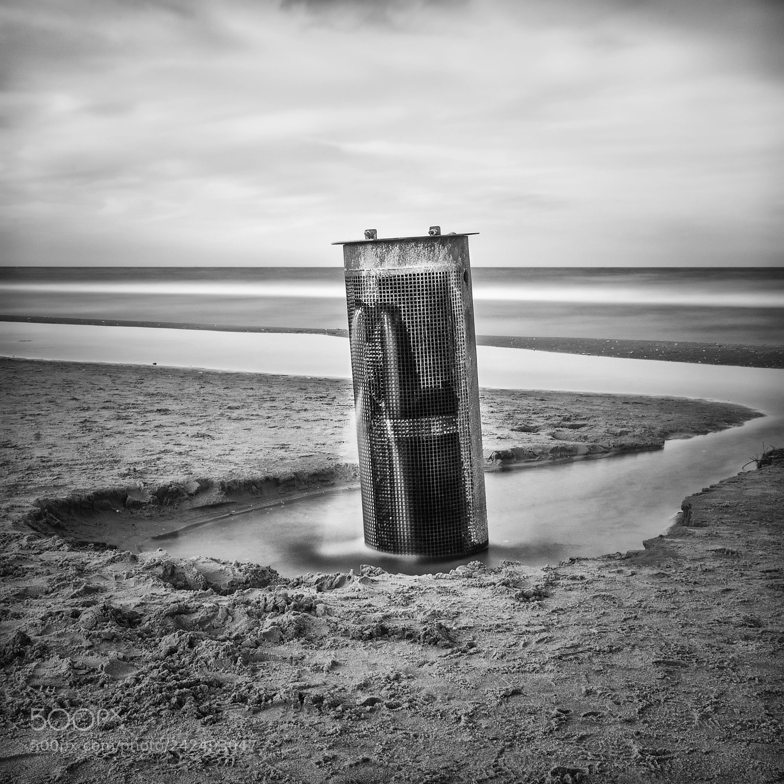Nikon D5100 sample photo. Industrial beach photography