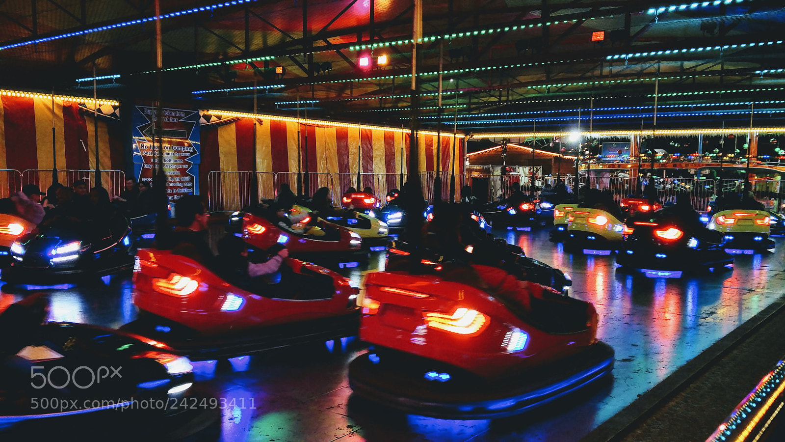 OnePlus 2 sample photo. Bumper cars photography