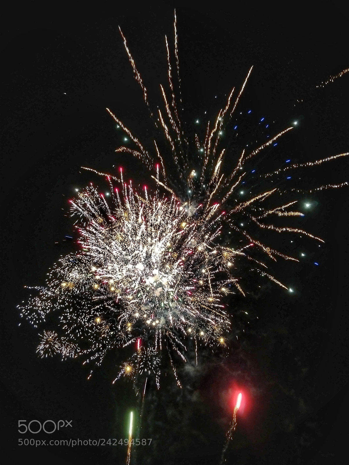 OPPO R11 sample photo. Firework photography