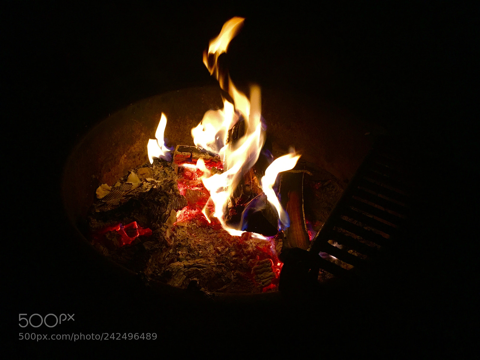 Apple iPhone 6s sample photo. Fire photography