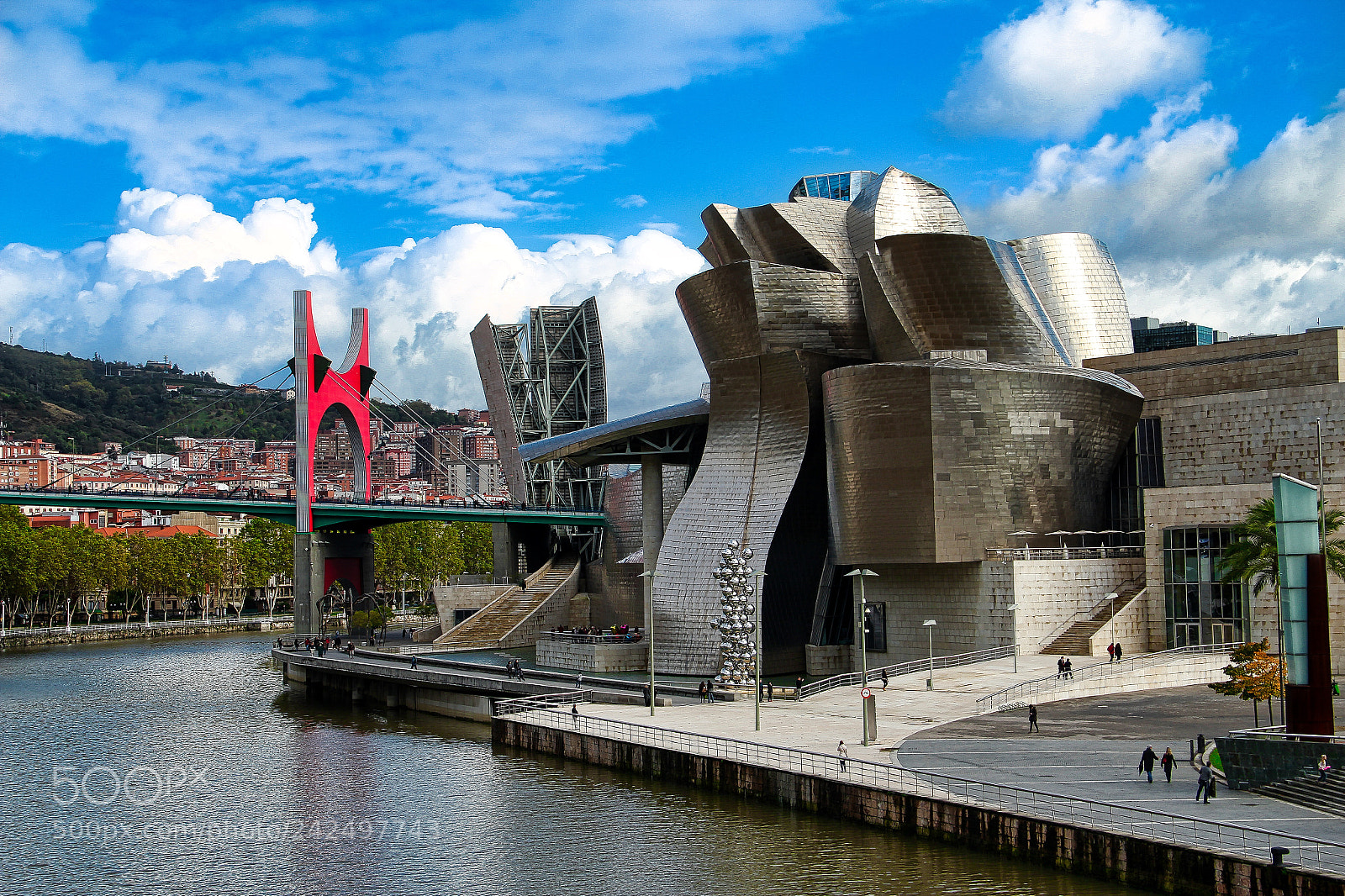 Canon EOS 550D (EOS Rebel T2i / EOS Kiss X4) sample photo. Guggenheim bilbao museoa photography
