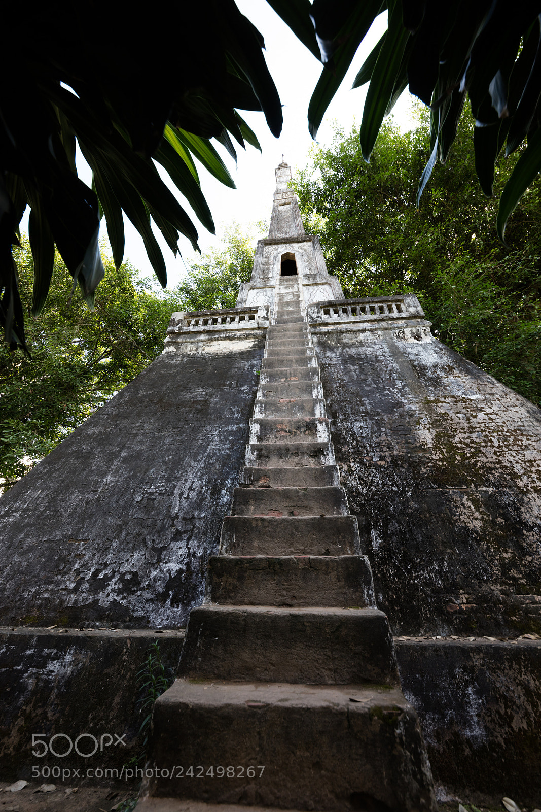 Canon EOS 5DS R sample photo. Wat xieng khuan buddha photography