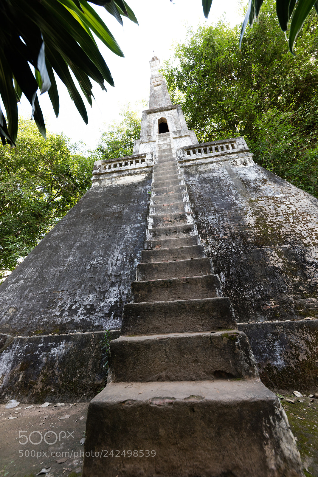 Canon EOS 5DS R sample photo. Wat xieng khuan buddha photography
