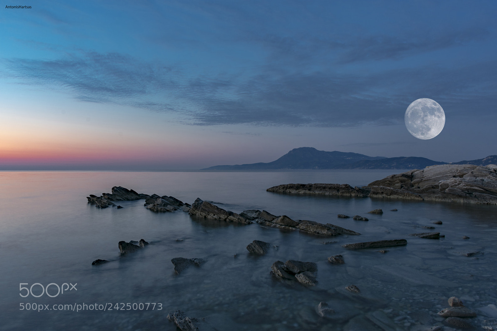 Nikon D3400 sample photo. Moon in the sea photography