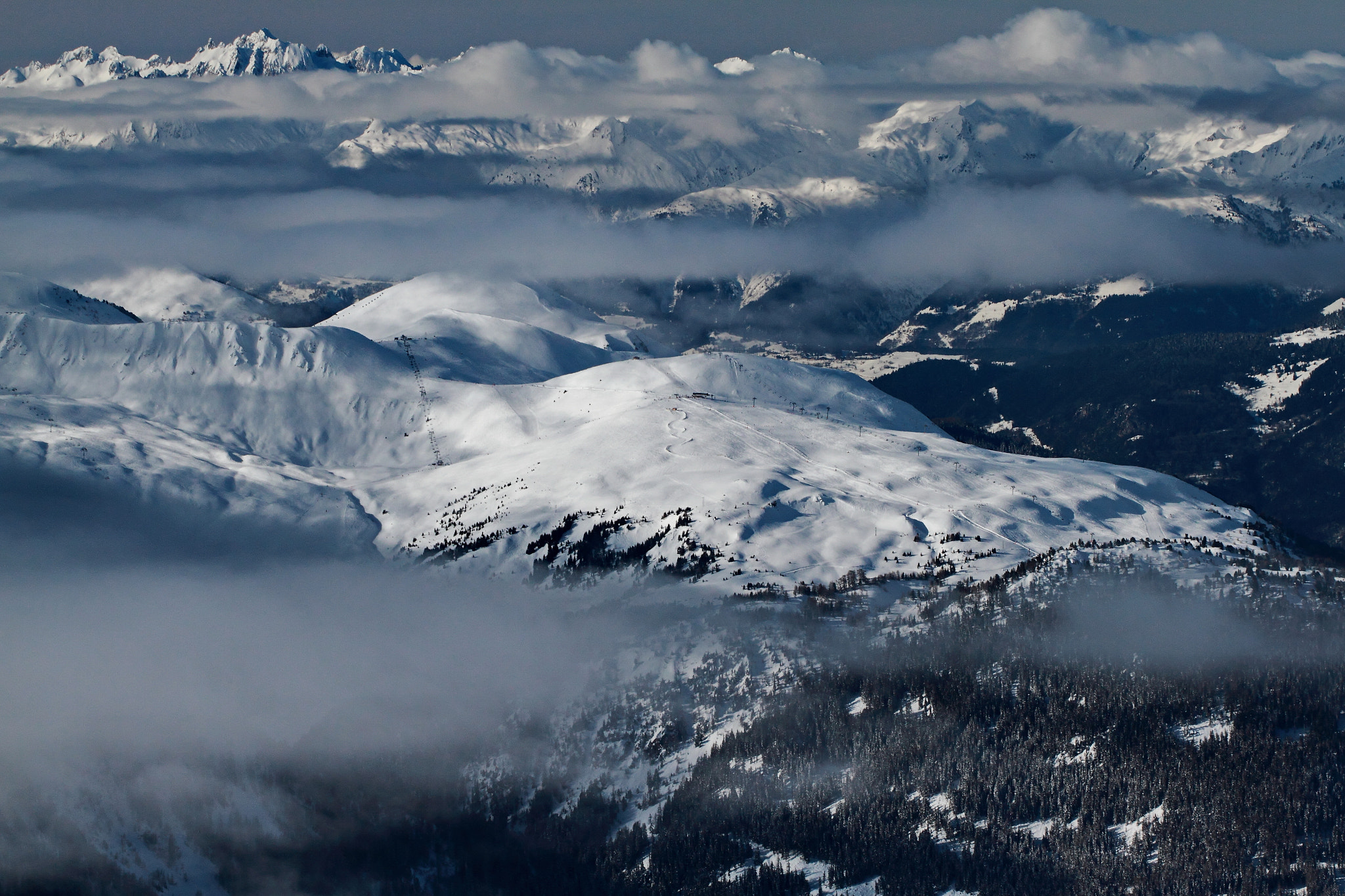 Canon EOS 7D + Canon EF 70-200mm F4L USM sample photo. Above the clouds photography