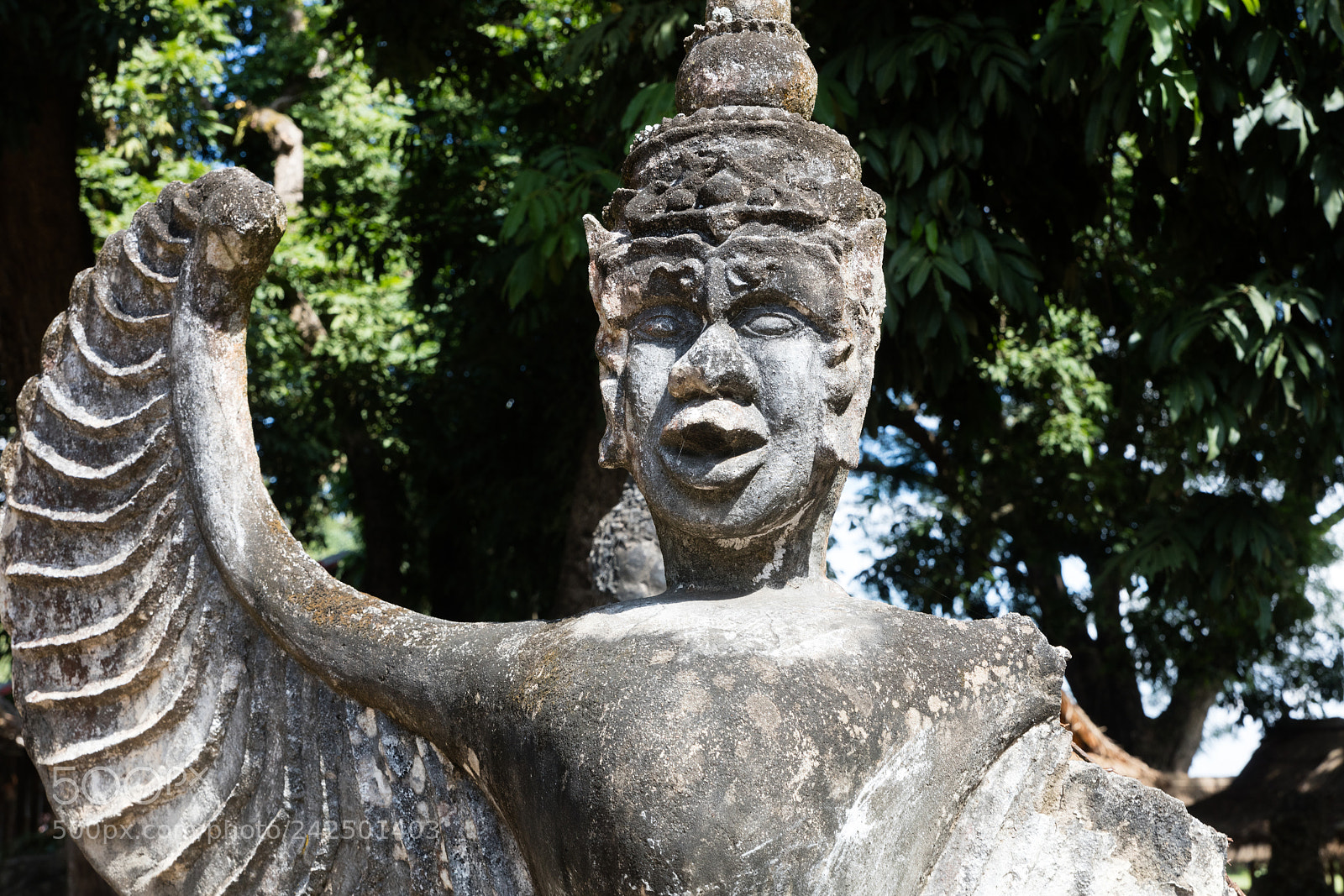 Canon EOS 5DS R sample photo. Wat xieng khuan buddha photography