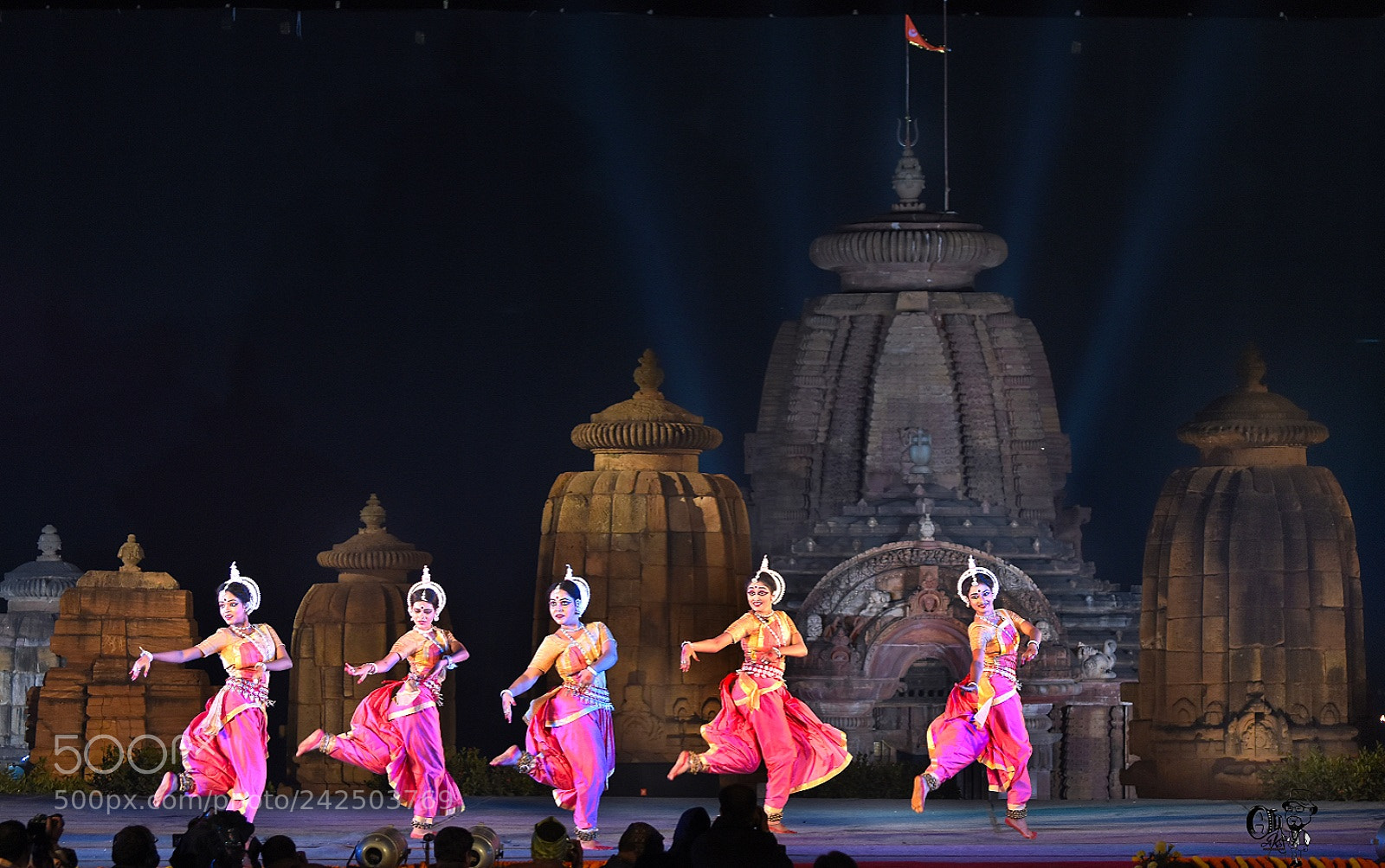 Nikon D7200 sample photo. Culture photography