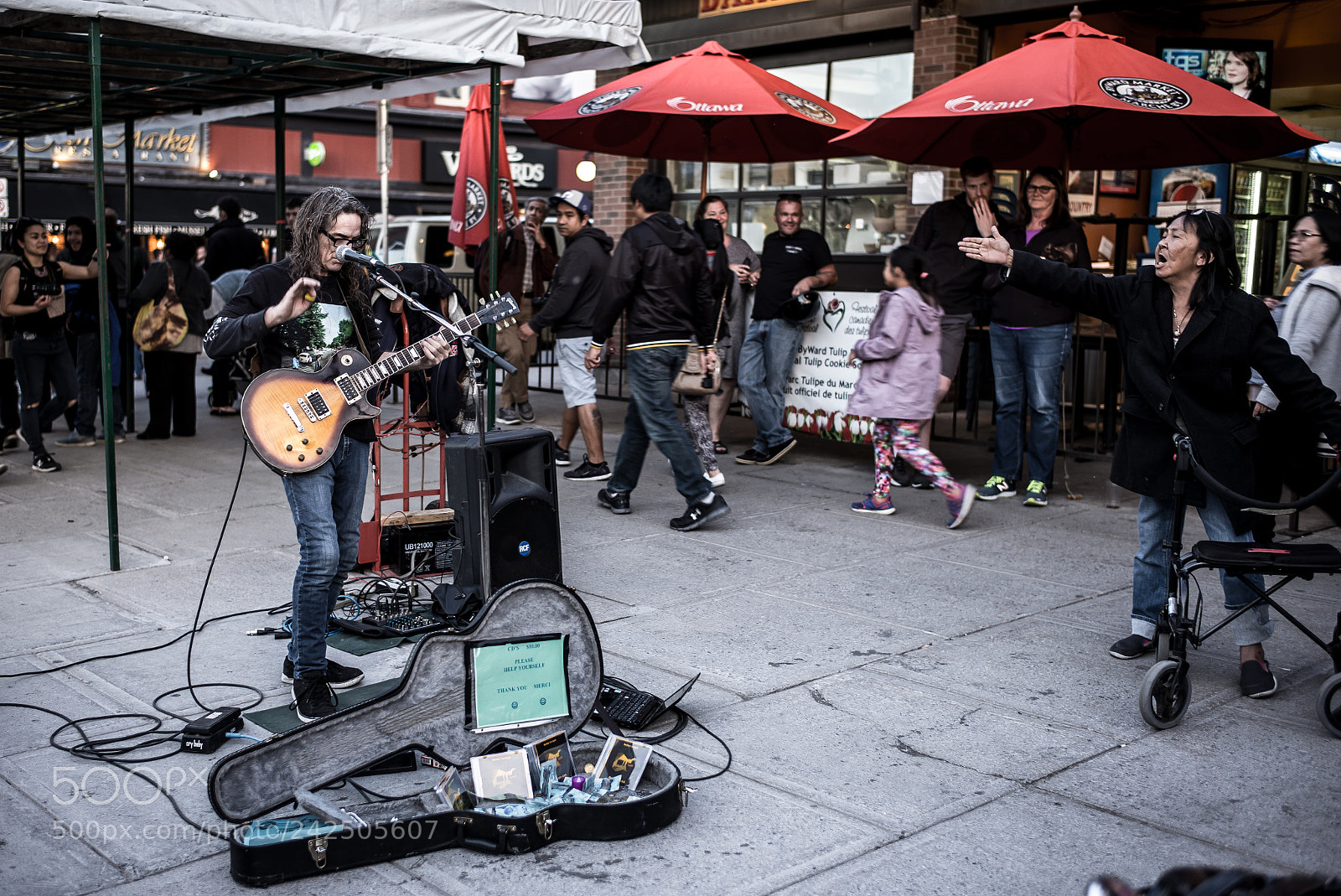 Leica M (Typ 240) sample photo. Market photography