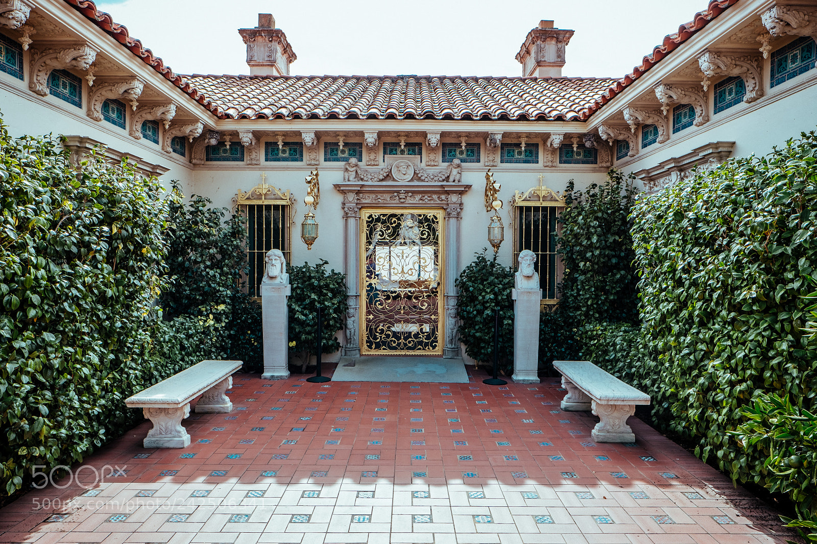 Fujifilm X-T2 sample photo. The courtyard photography