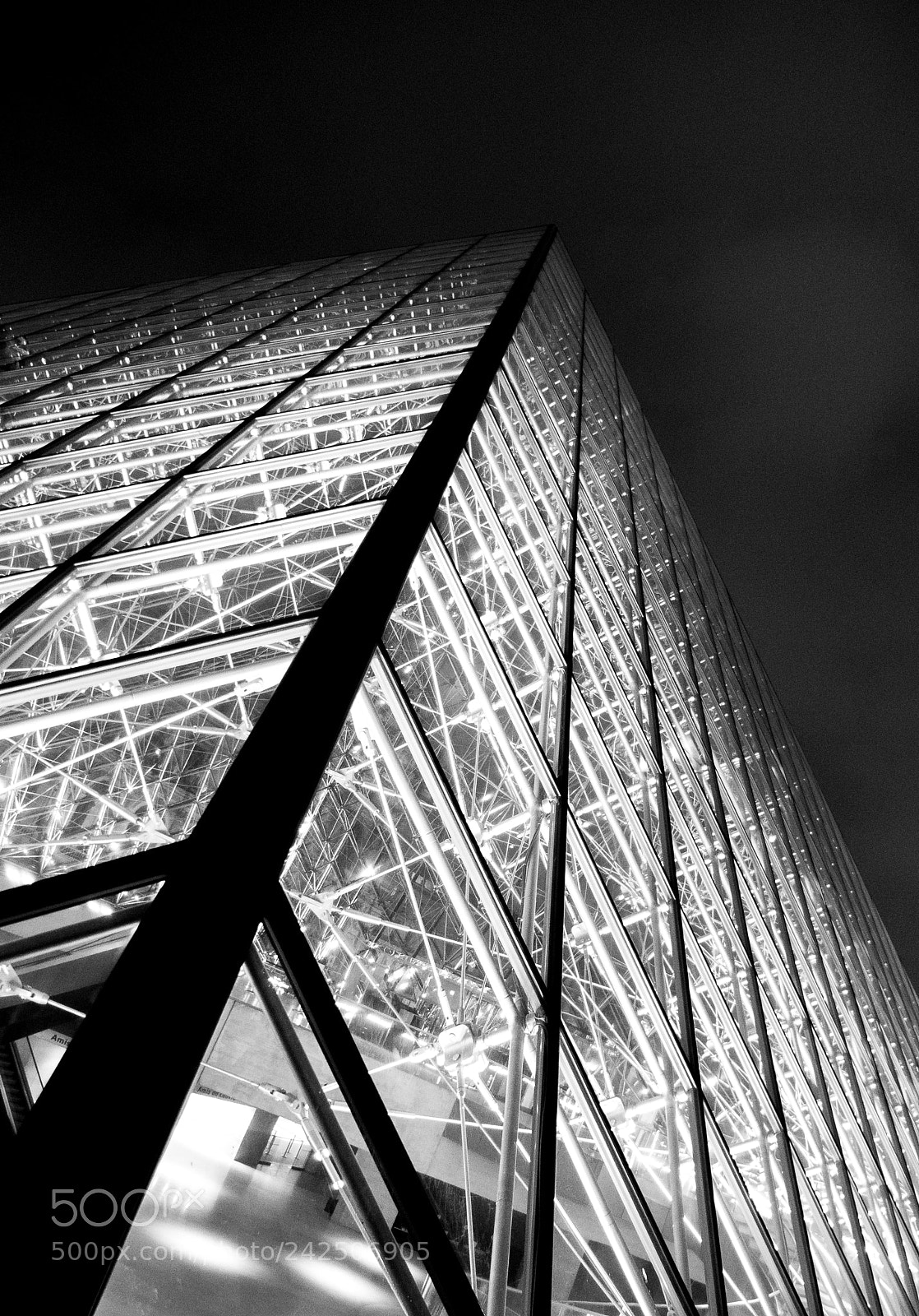 Panasonic Lumix DMC-G85 (Lumix DMC-G80) sample photo. Louvre 2 photography