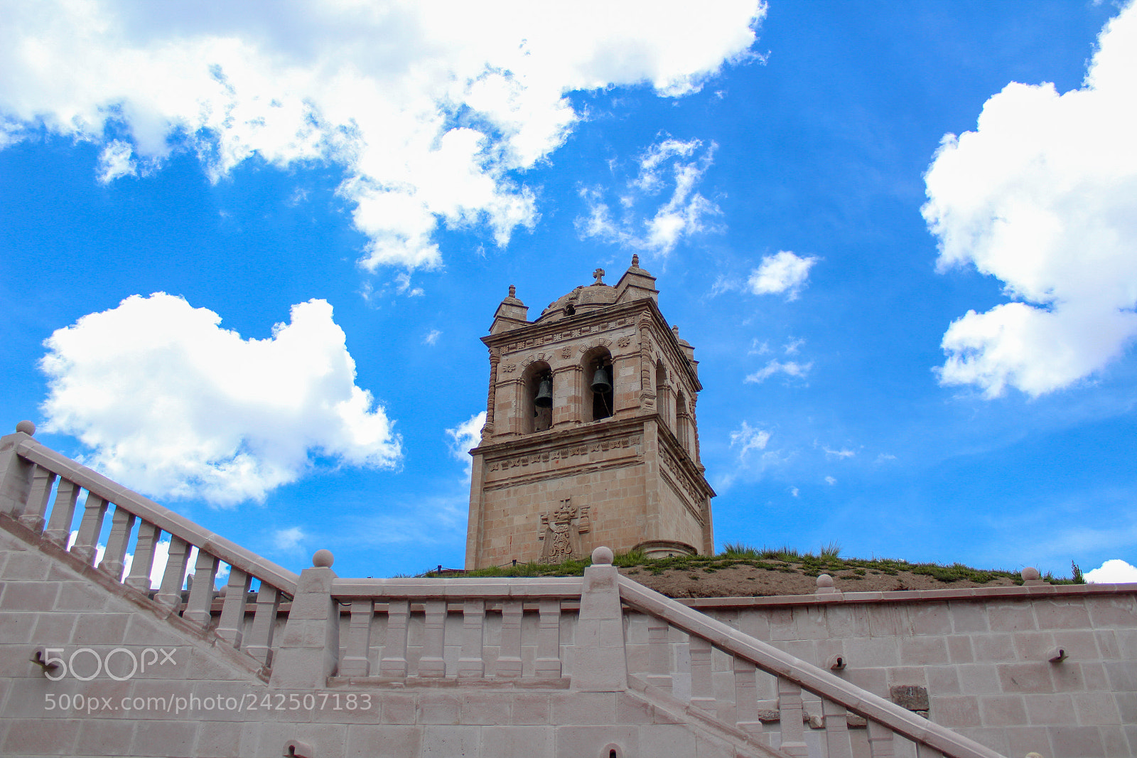 Canon EOS 1300D (EOS Rebel T6 / EOS Kiss X80) sample photo. Torre colonial huaycho photography