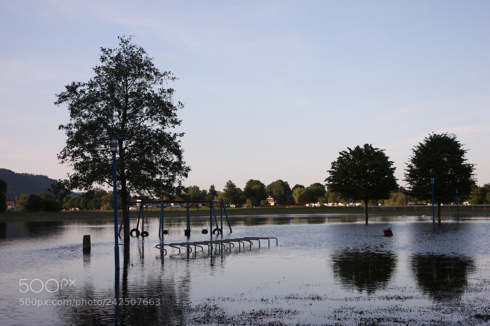 Canon EF-S 18-55mm F3.5-5.6 IS sample photo. Flooding photography