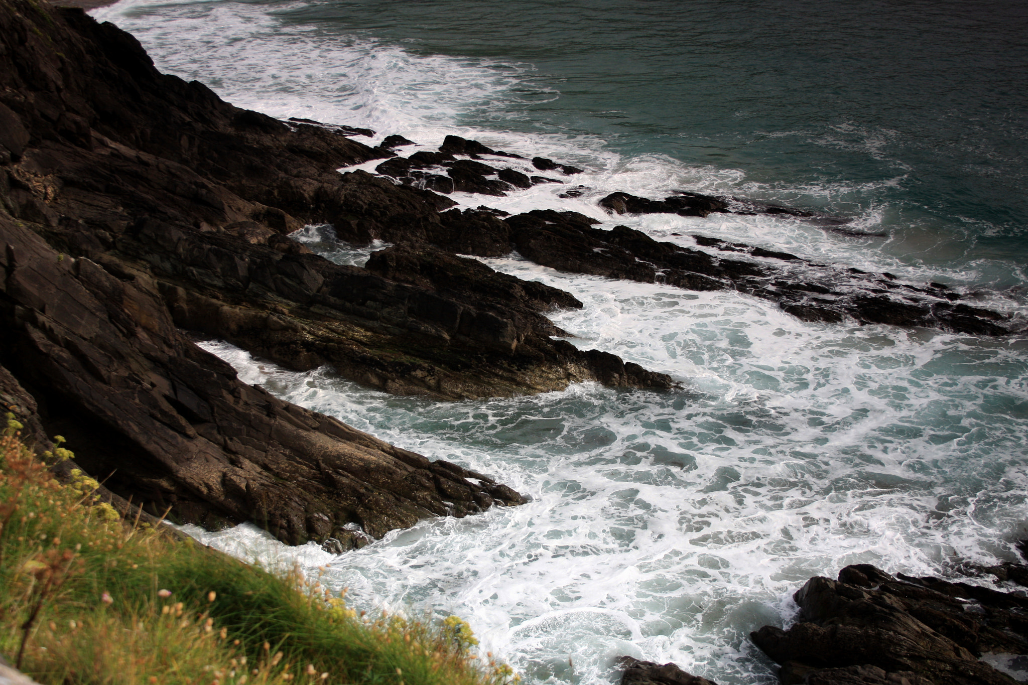 Canon EF-S 18-55mm F3.5-5.6 II sample photo. Dingle, ireland photography