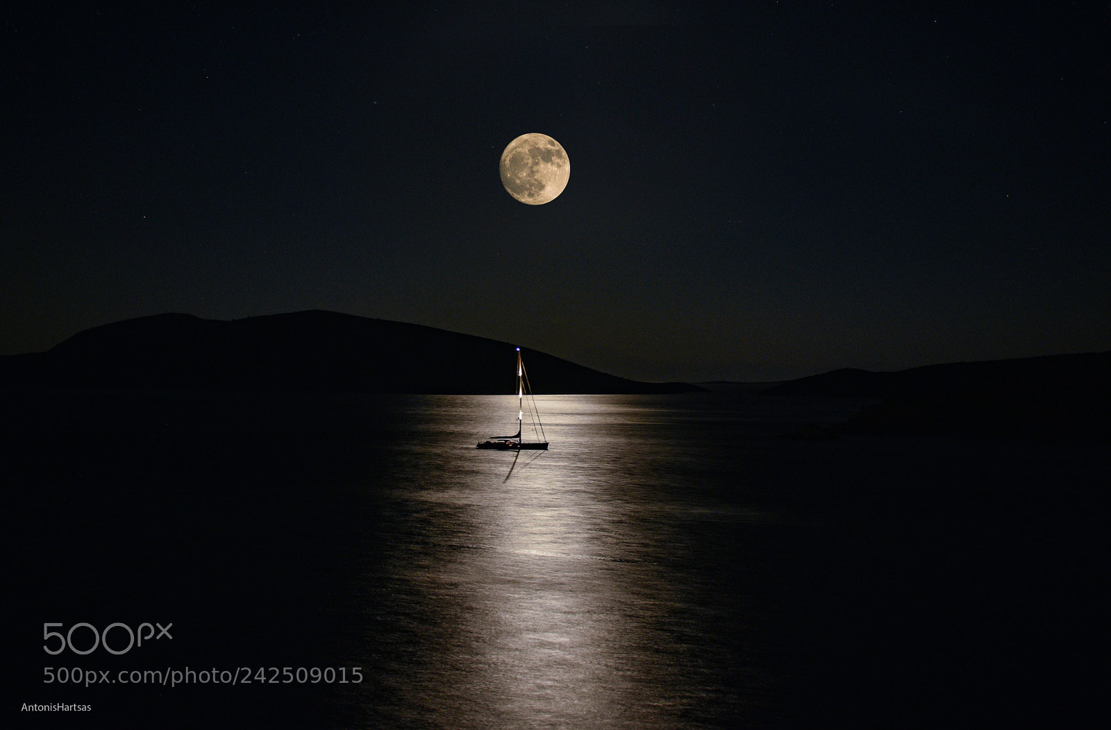 Nikon D3400 sample photo. Moon in skyros island photography