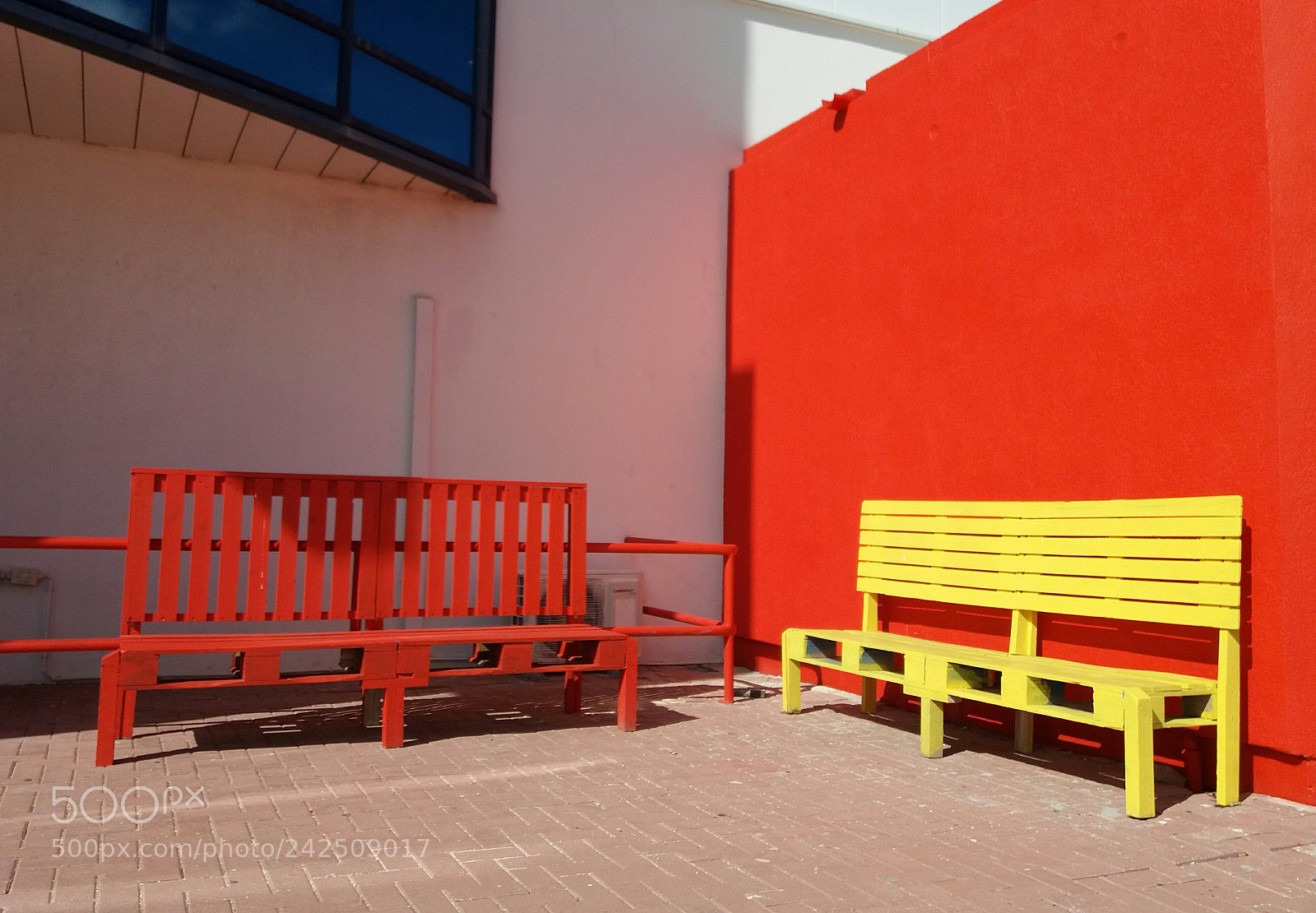 Samsung Galaxy J5(2016) sample photo. Red & yellow photography