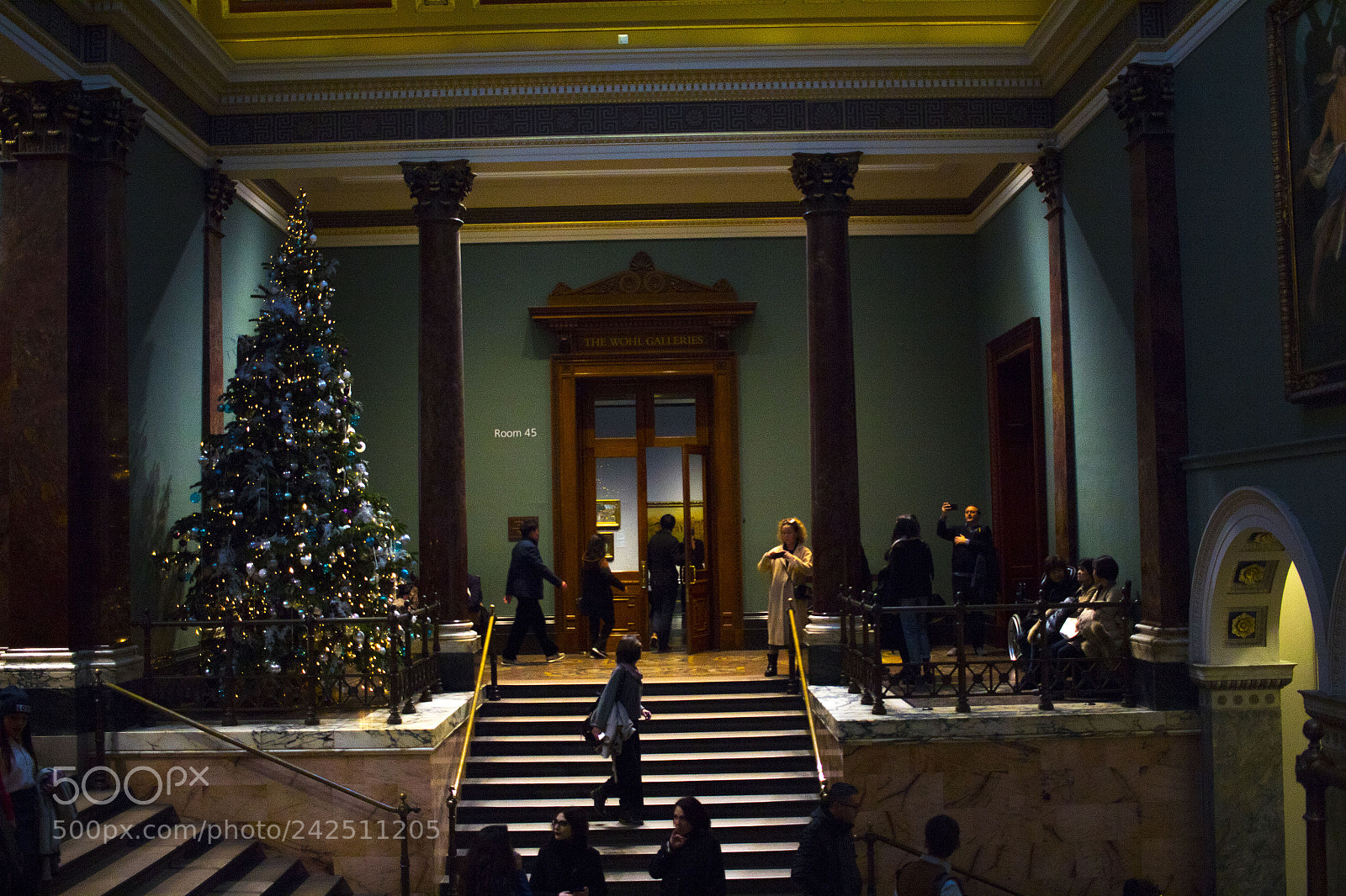 Canon EOS 1300D (EOS Rebel T6 / EOS Kiss X80) sample photo. National gallery photography