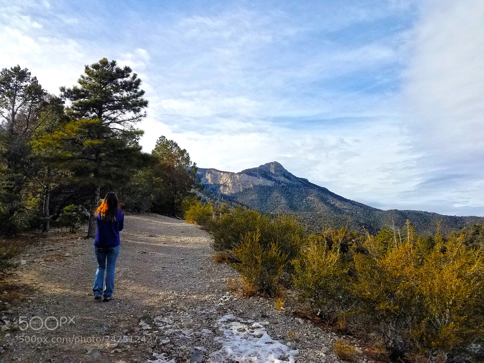 Samsung Galaxy S7 sample photo. Walk on a mountain photography