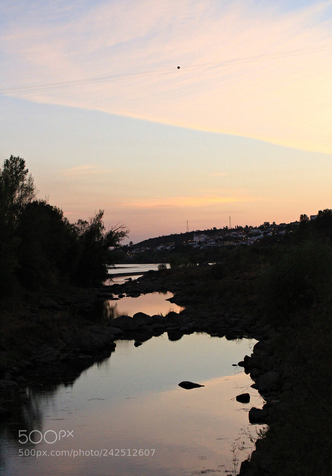 Canon EOS 1300D (EOS Rebel T6 / EOS Kiss X80) sample photo. Warm sunset photography
