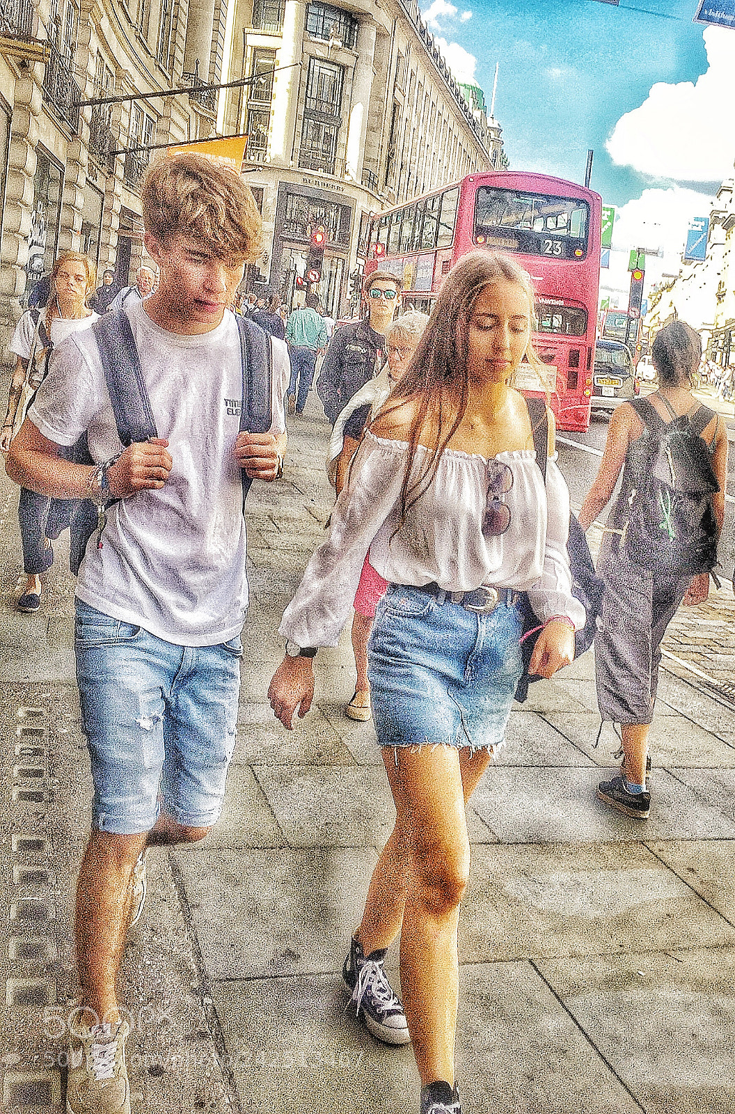 Apple iPhone 6 sample photo. Young couple. london, uk. photography