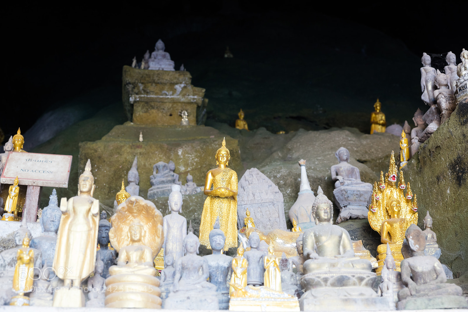 Canon EOS 5DS R sample photo. Pak ou caves photography